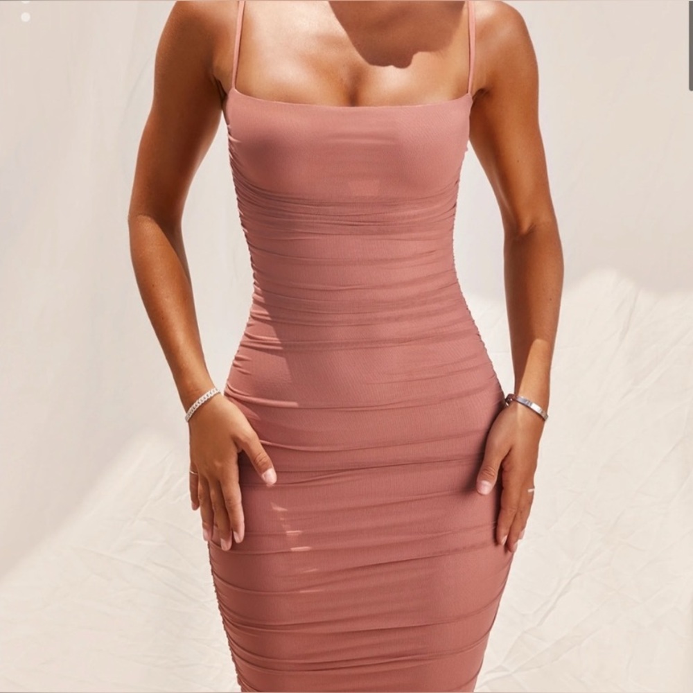 Oh Polly First Date Ruched Mesh BodyCon in Mauve